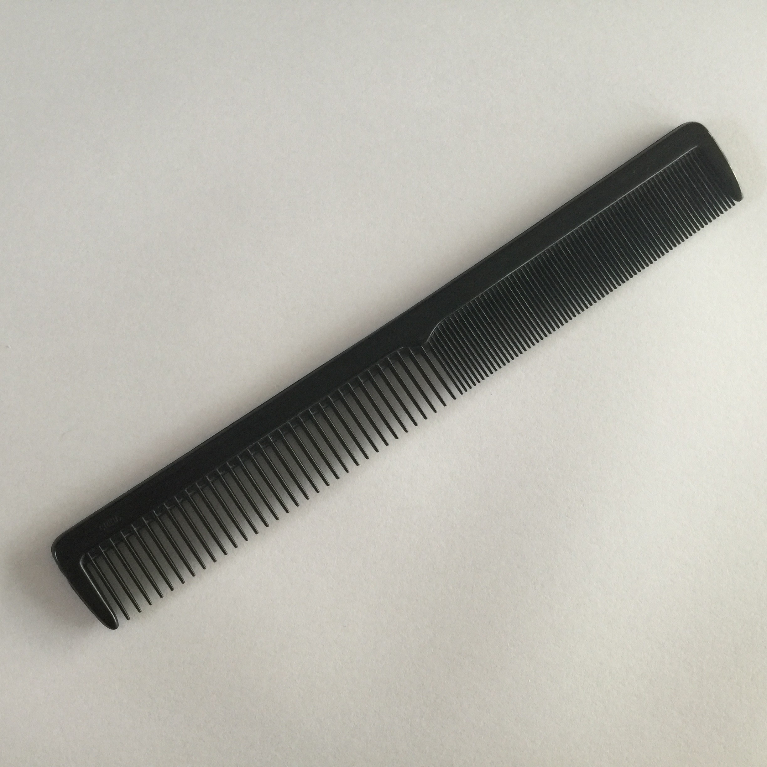 PP Material Black Home Grooming Comb , Hair Salon Comb RoHS Certification